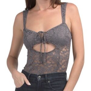 FREE PEOPLE Strike A Pose Lace Bodysuit Dark Gray. Women’s Size Small. NWTS.